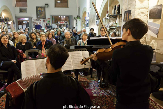 NARRARE L'EMIGRAZIONE A BARLETTA